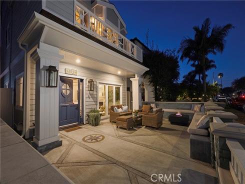 1113  California   Street, Huntington Beach, CA