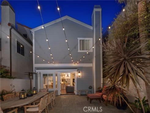 1113  California   Street, Huntington Beach, CA