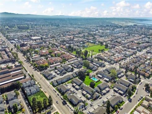 4688  Oceano Circle  , Huntington Beach, CA