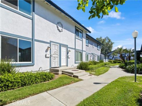 4688  Oceano Circle  , Huntington Beach, CA