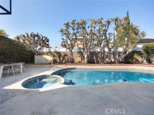 8841  Seaspray Drive  , Huntington Beach, CA