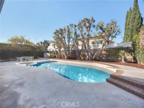 8841  Seaspray Drive  , Huntington Beach, CA