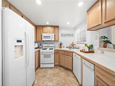 4581  Warner  202  Avenue, Huntington Beach, CA