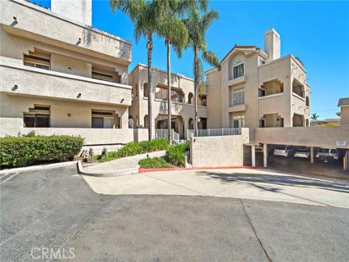4581  Warner  202  Avenue, Huntington Beach, CA
