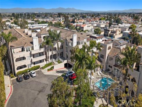 4581  Warner  202  Avenue, Huntington Beach, CA