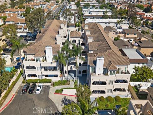 4581  Warner  202  Avenue, Huntington Beach, CA