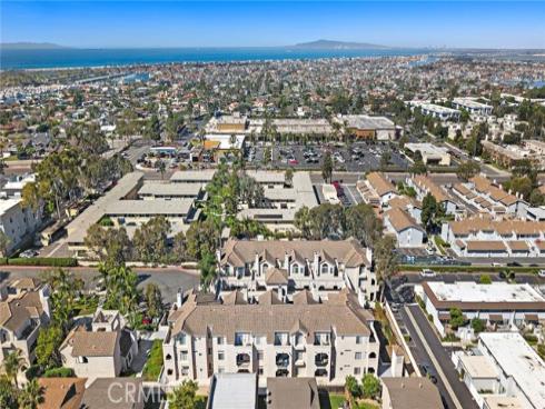 4581  Warner  202  Avenue, Huntington Beach, CA