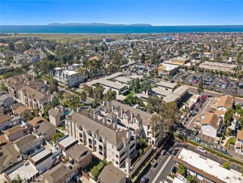 4581  Warner  202  Avenue, Huntington Beach, CA