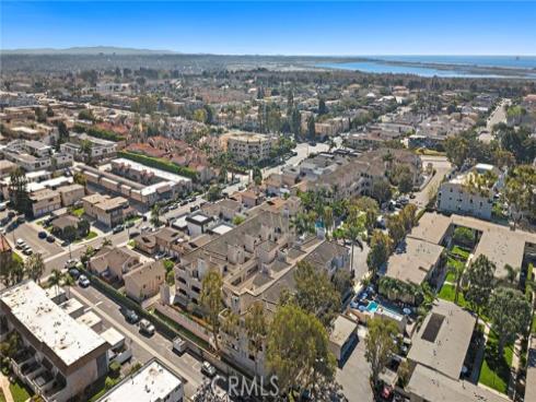 4581  Warner  202  Avenue, Huntington Beach, CA