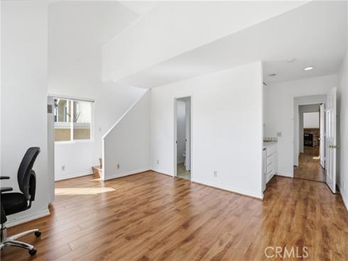 121  Alabama  , Huntington Beach, CA