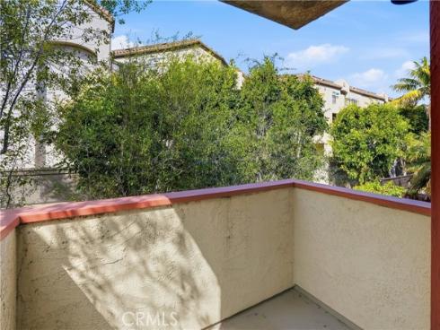 121  Alabama  , Huntington Beach, CA