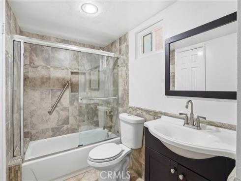 121  Alabama  , Huntington Beach, CA