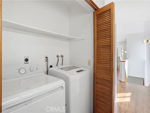 121  Alabama  , Huntington Beach, CA