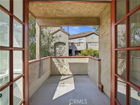 121  Alabama  , Huntington Beach, CA