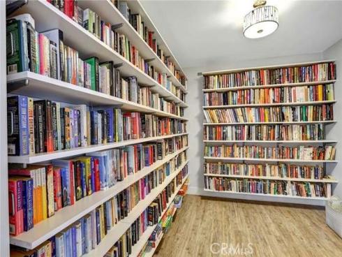 19742  Oceanaire   Circle, Huntington Beach, CA