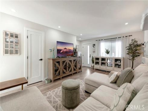 2603  Delaware  A  Street, Huntington Beach, CA