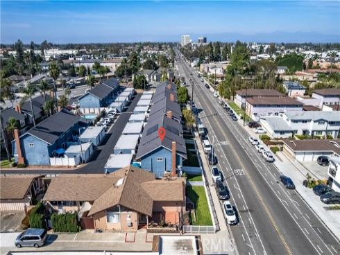 2603  Delaware  A  Street, Huntington Beach, CA
