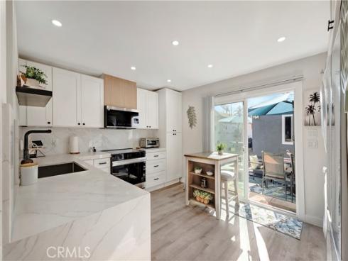 2603  Delaware  A  Street, Huntington Beach, CA