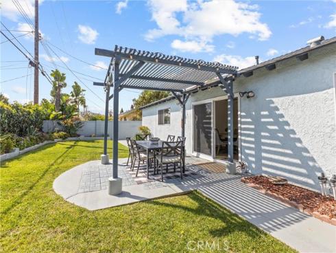 17102  Kampen   Lane, Huntington Beach, CA