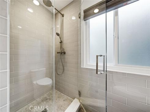 220 Detroit Avenue, Huntington Beach, CA