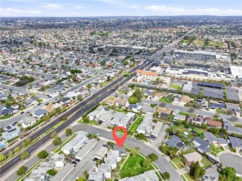 20230  Peach Lane  , Huntington Beach, CA