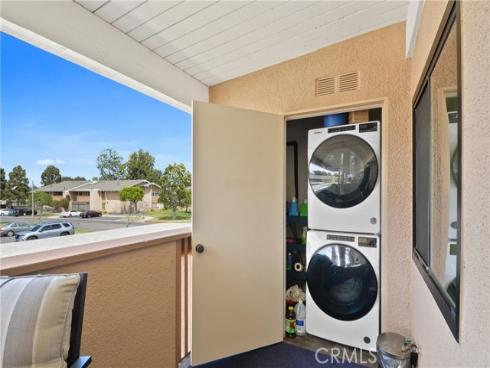 8877  Lauderdale  213G  Court, Huntington Beach, CA