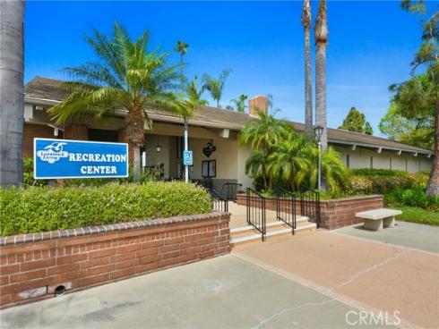 8877  Lauderdale  213G  Court, Huntington Beach, CA
