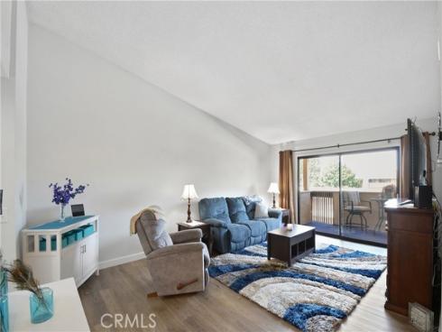 8877  Lauderdale  213G  Court, Huntington Beach, CA