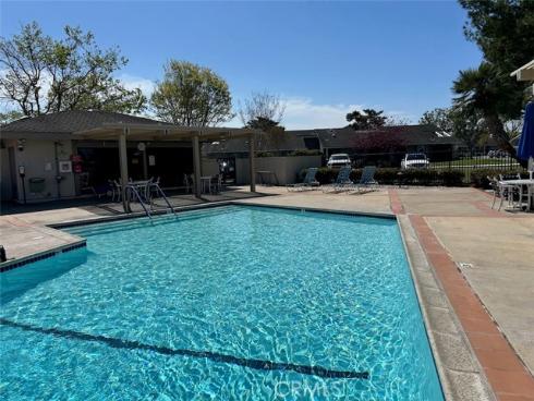 8877  Lauderdale  213G  Court, Huntington Beach, CA