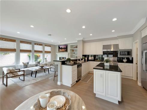 19140  Chandon   Lane, Huntington Beach, CA