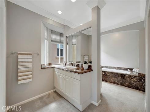 19140  Chandon   Lane, Huntington Beach, CA