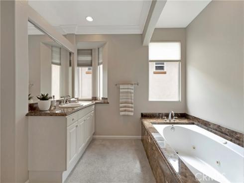 19140  Chandon   Lane, Huntington Beach, CA