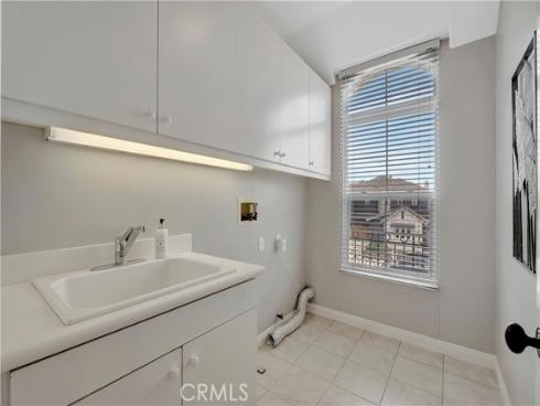 19140  Chandon   Lane, Huntington Beach, CA