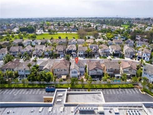 19140  Chandon   Lane, Huntington Beach, CA