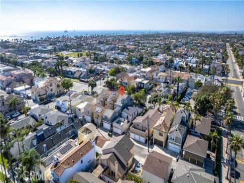 614  16th   Street, Huntington Beach, CA