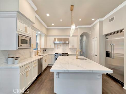 614  16th   Street, Huntington Beach, CA