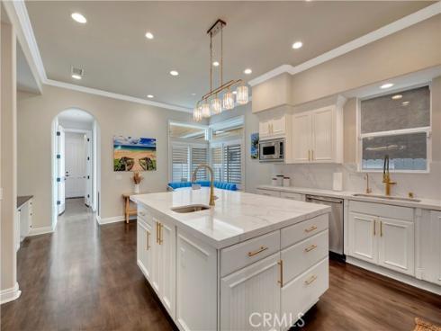 614  16th   Street, Huntington Beach, CA