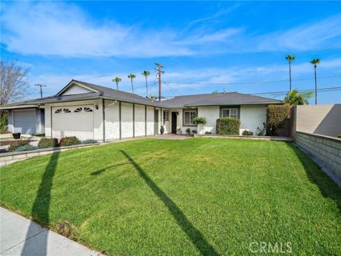 8191  Taylor   Drive, Huntington Beach, CA