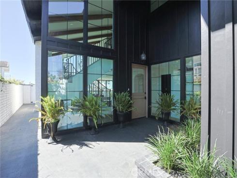 16861  Edgewater  , Huntington Beach, CA