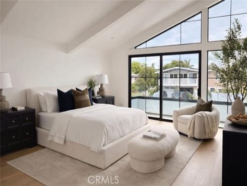 16861  Edgewater  , Huntington Beach, CA