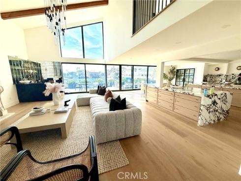 16861  Edgewater  , Huntington Beach, CA