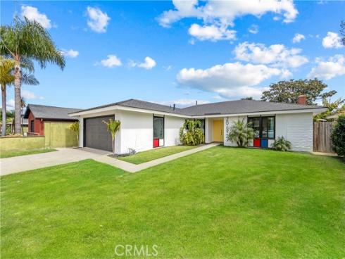 20692  Kelvin  , Huntington Beach, CA