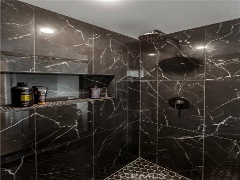 20692  Kelvin  , Huntington Beach, CA