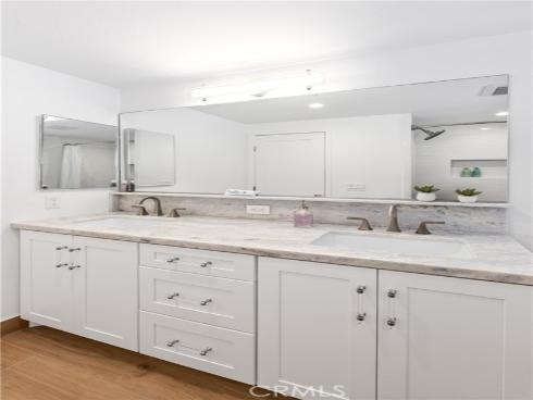 20692  Kelvin  , Huntington Beach, CA