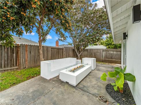 20692  Kelvin  , Huntington Beach, CA