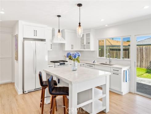 20692  Kelvin  , Huntington Beach, CA