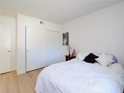 8933 Modesto 1216C Circle, Huntington Beach, CA