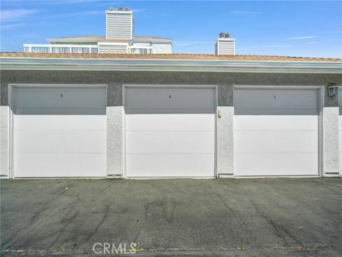 4682  Warner  C304  Avenue, Huntington Beach, CA