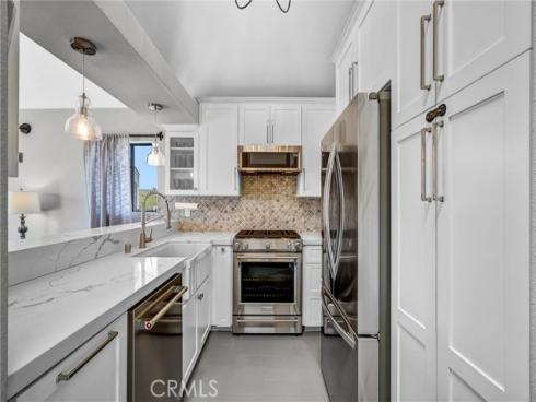 4682  Warner  C304  Avenue, Huntington Beach, CA