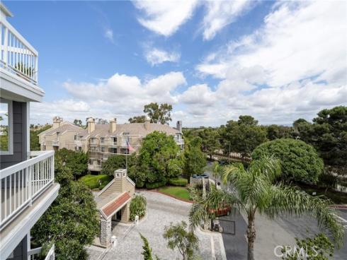 20301 Bluffside Circle 315